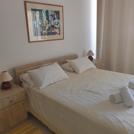 Emilia 10 Studio Polis Екстер'єр фото